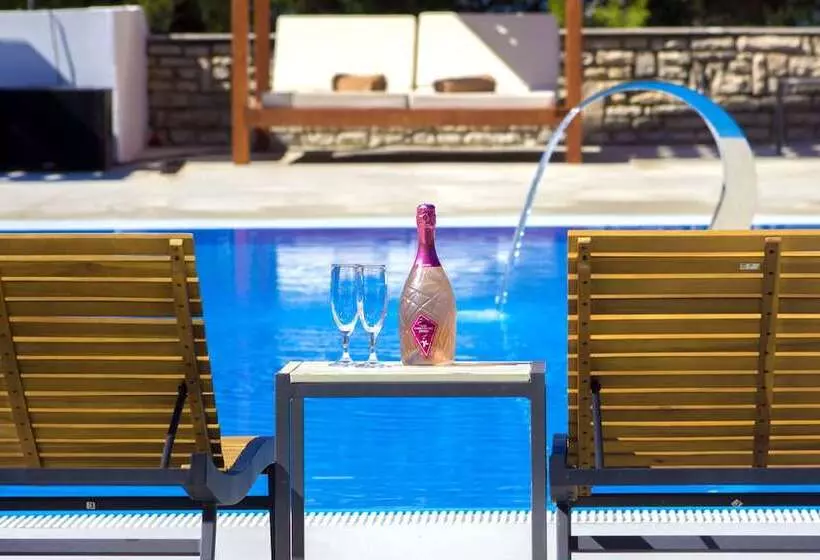 Hotelli Ville Imperial Vodice