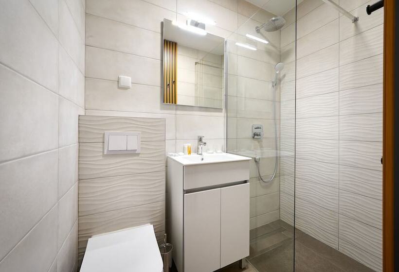 בית מלון כפרי Ville Imperial Vodice