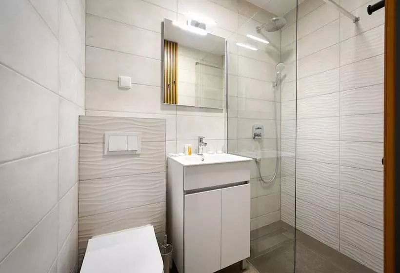 Hotelli Ville Imperial Vodice