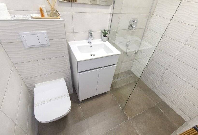 בית מלון כפרי Ville Imperial Vodice