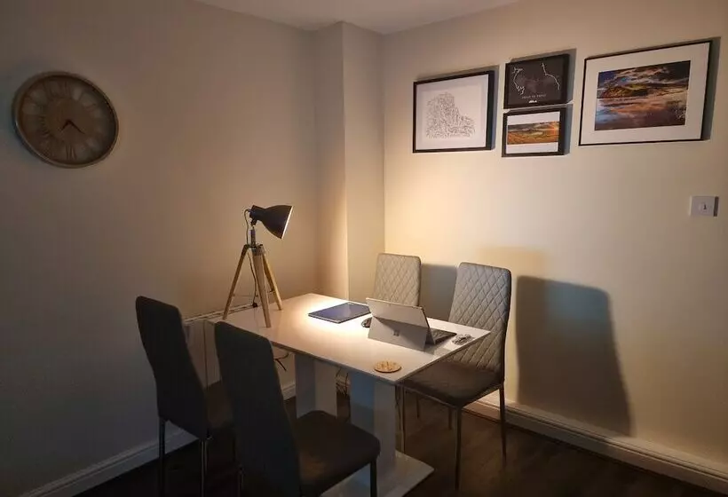 Impeccable Beachfront 2 Bed Cottage In St Bees