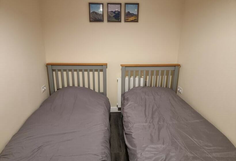 Impeccable Beachfront 2 Bed Cottage In St Bees