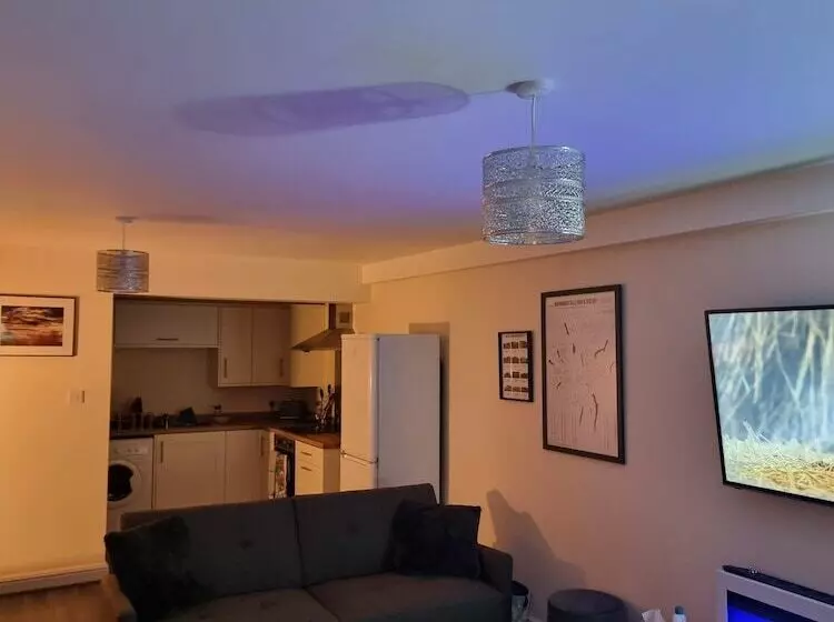 Impeccable Beachfront 2 Bed Cottage In St Bees