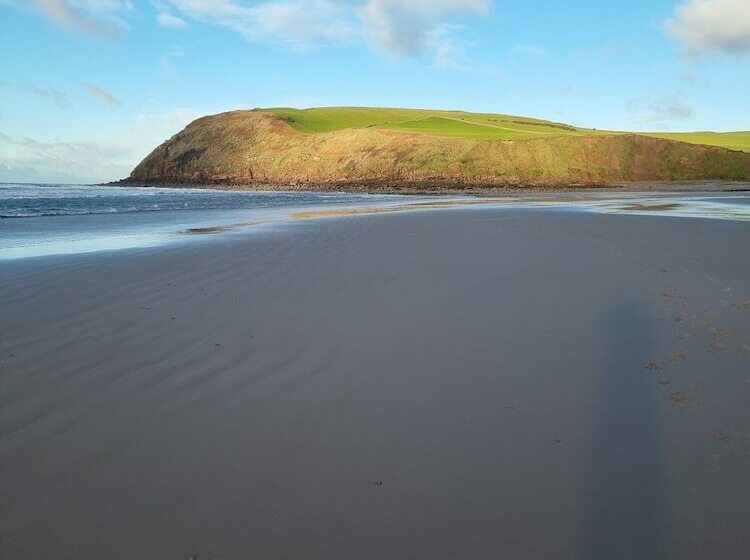 Impeccable Beachfront 2 Bed Cottage In St Bees