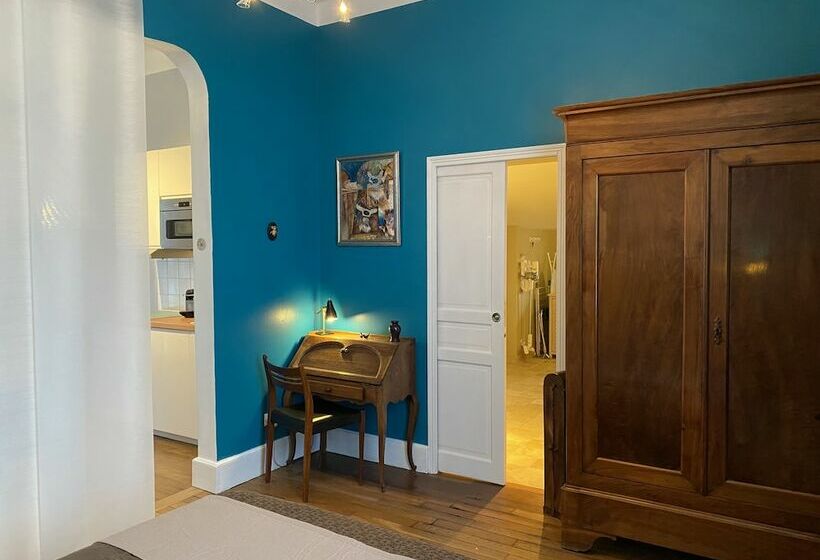 Пансион Aux Oiseaux De Provence