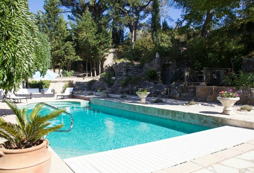 Пансион Aux Oiseaux De Provence