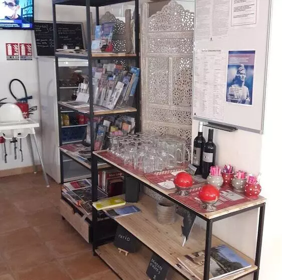 ペンション Mas Dansavan