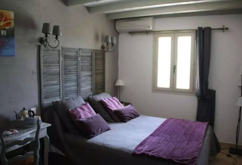 ペンション Mas Dansavan