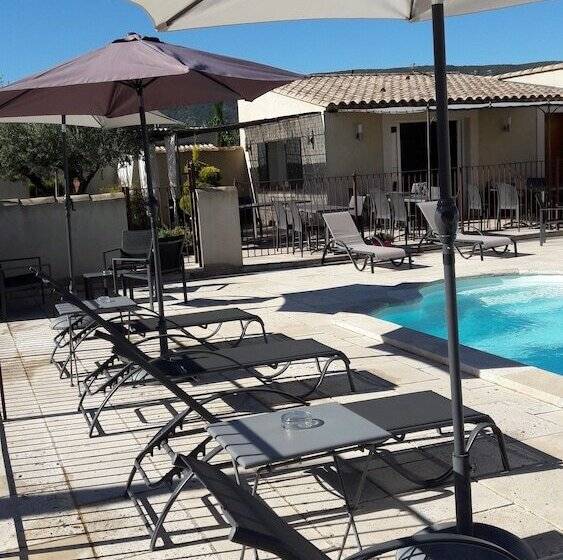 بنسيون Mas Dansavan