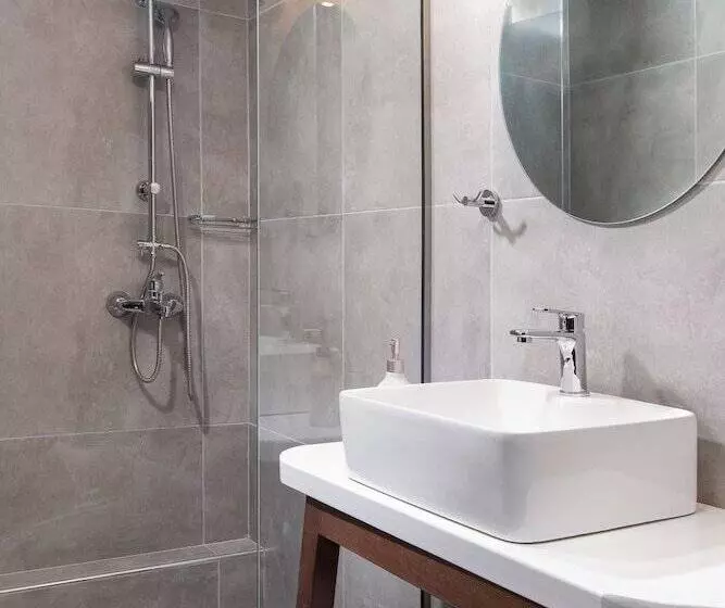 Hotelli Elle Rooms & Suites