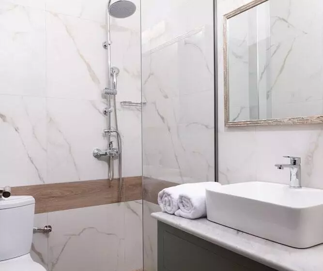 Hotelli Elle Rooms & Suites