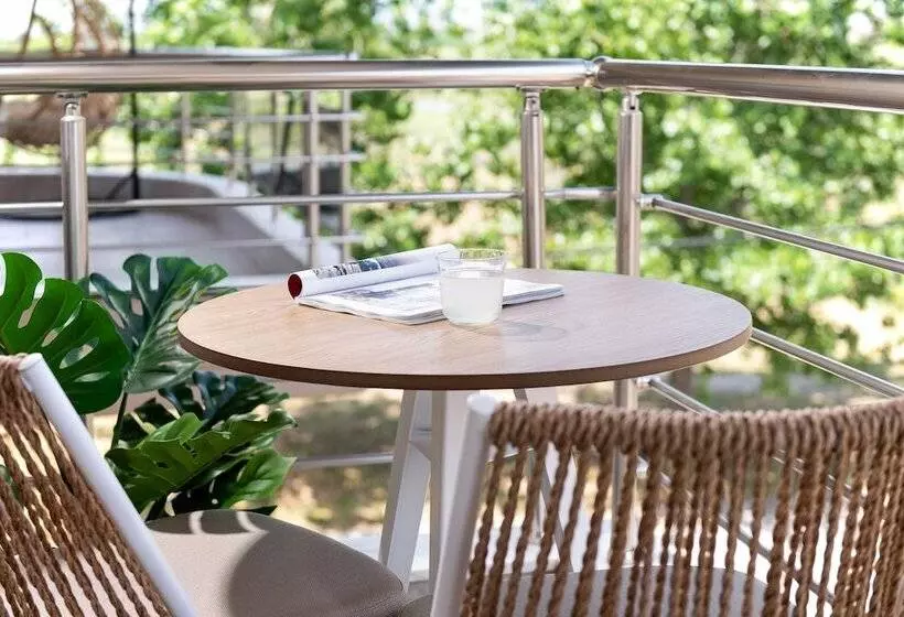 Hotelli Elle Rooms & Suites