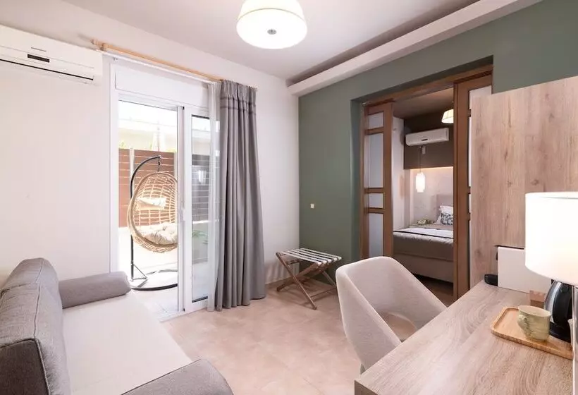 Hotelli Elle Rooms & Suites