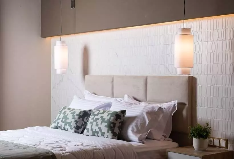 Hotelli Elle Rooms & Suites