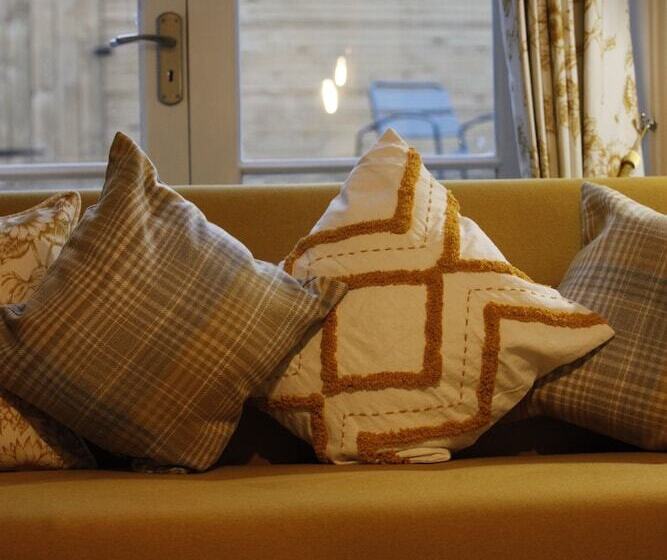 Hotell No.12 Self Check In Apartments