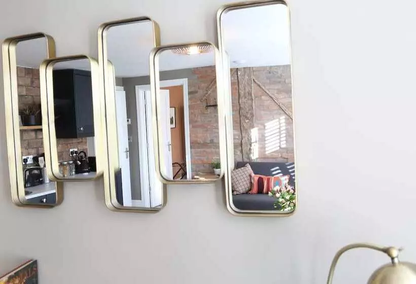 Hotelli No.12 Self Check In Apartments