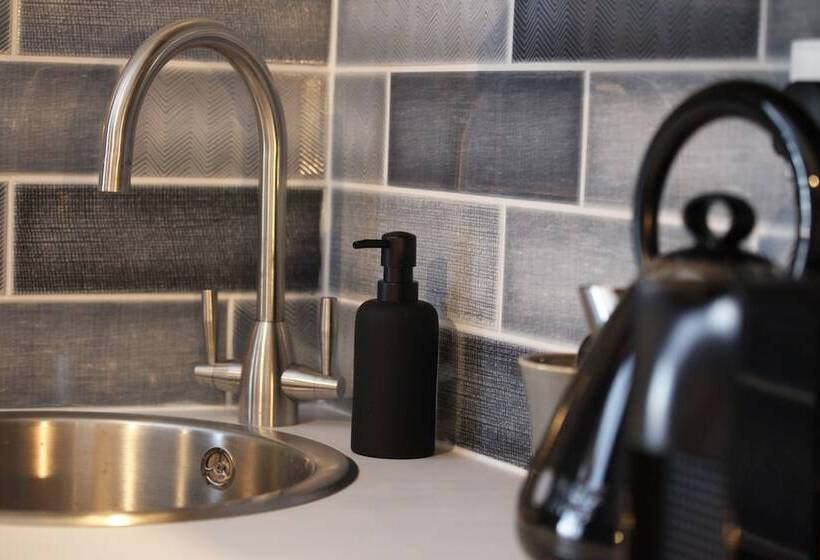 Hotell No.12 Self Check In Apartments