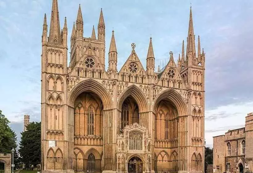 レジデンス Beautiful 1 Bed House In Peterborough