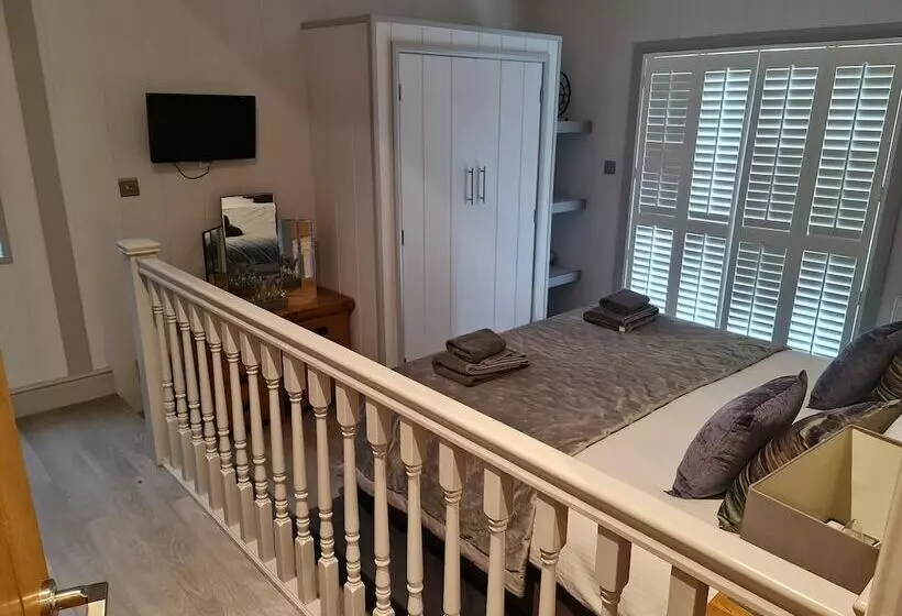 レジデンス Charming 3bed Lodge In Bury Saint Edmunds