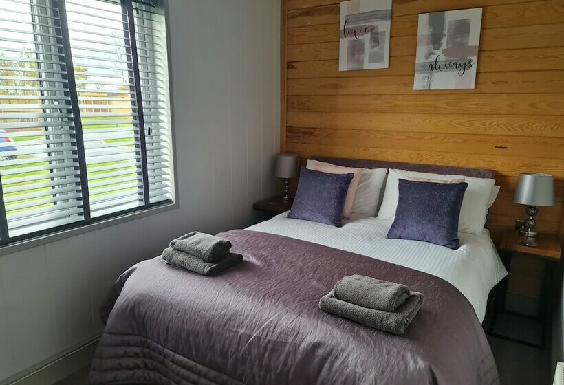 레지던스 Charming 3bed Lodge In Bury Saint Edmunds