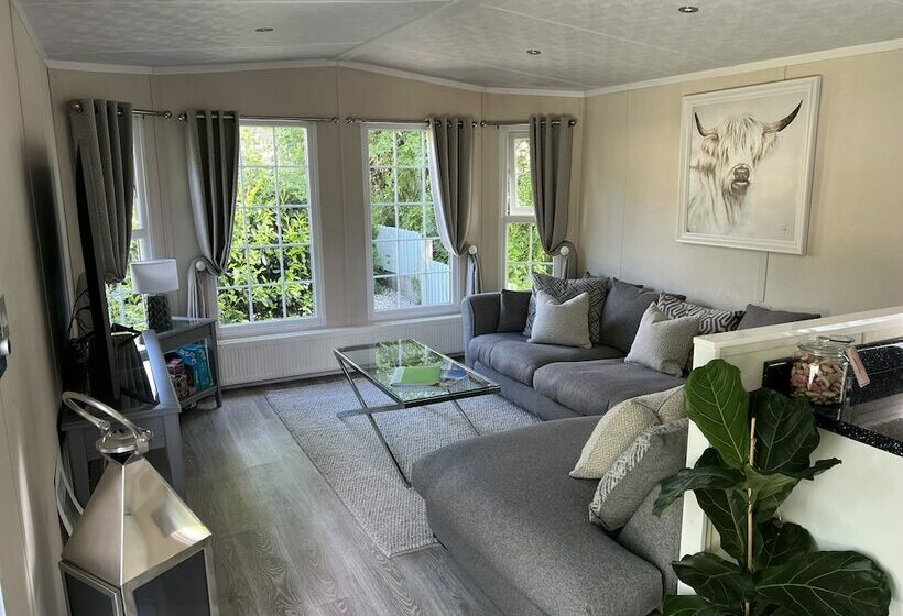 The Cabin At Glan Aber