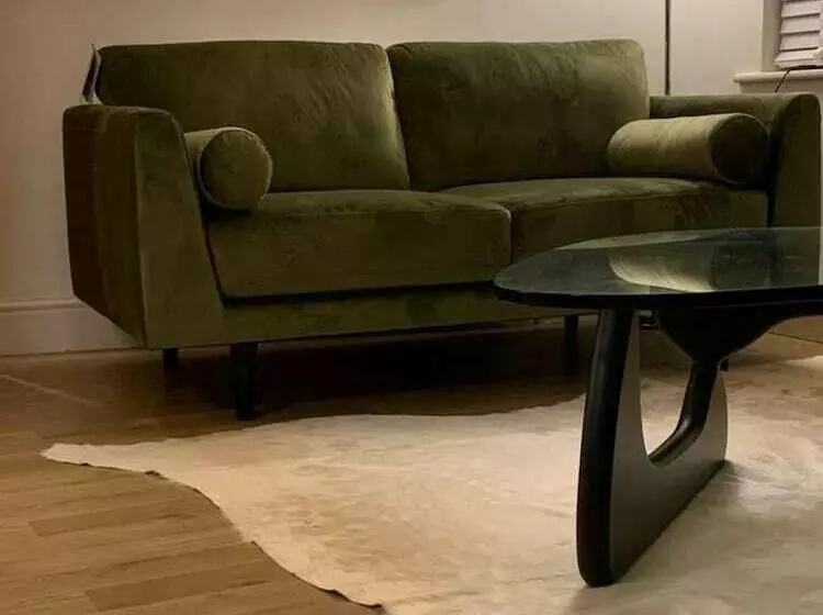 Cheerful 2 Bed Cottage With 2 Free Parking, Leeds