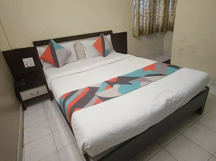 Hotelli Mukesh Residency