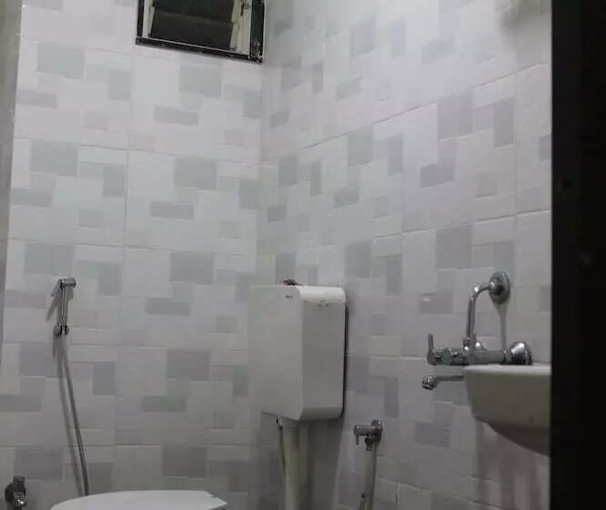 Hotelli Mukesh Residency