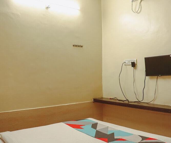 هتل Mukesh Residency