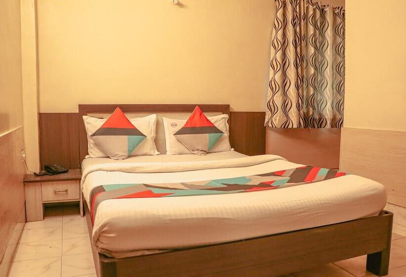 هتل Mukesh Residency