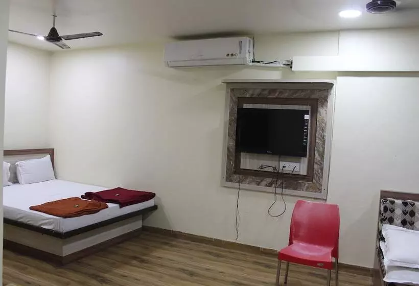 Hotelli Mukesh Residency