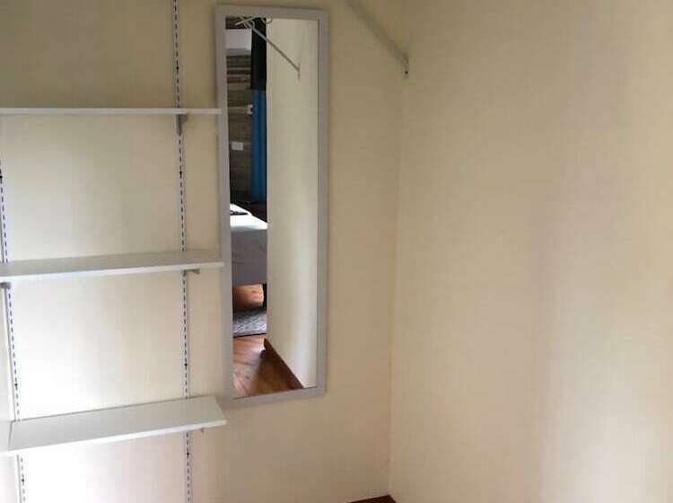 هتل The Blue Mahoe Treehouse