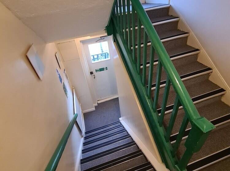 بنسيون The Coach House