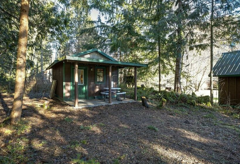 72mf Rustic Pets Ok Sleeps 2