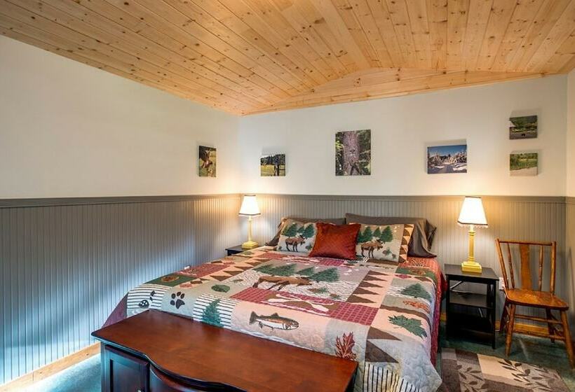 72mf Rustic Pets Ok Sleeps 2