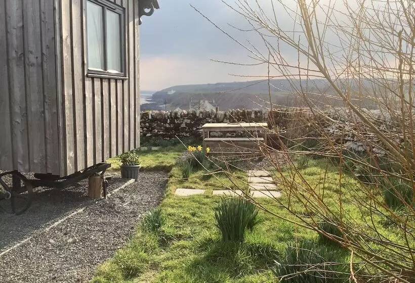 Bespoke Hand Built Shepherds Hut In Dunbeath