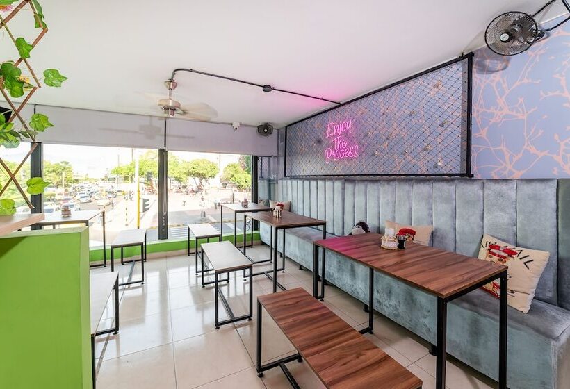 בית מלון כפרי Aston