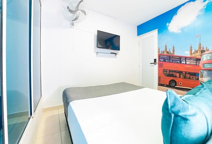 בית מלון כפרי Aston