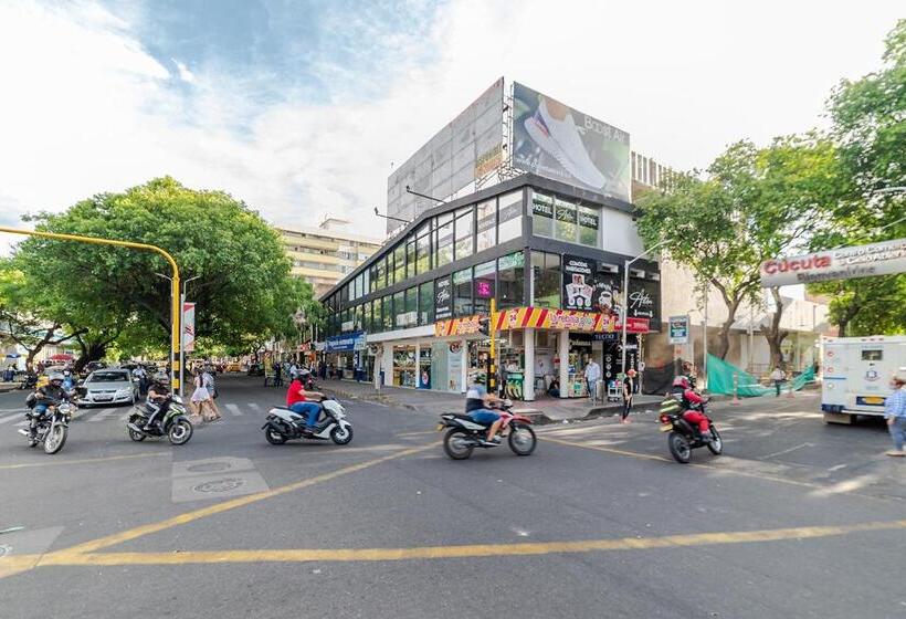 בית מלון כפרי Aston