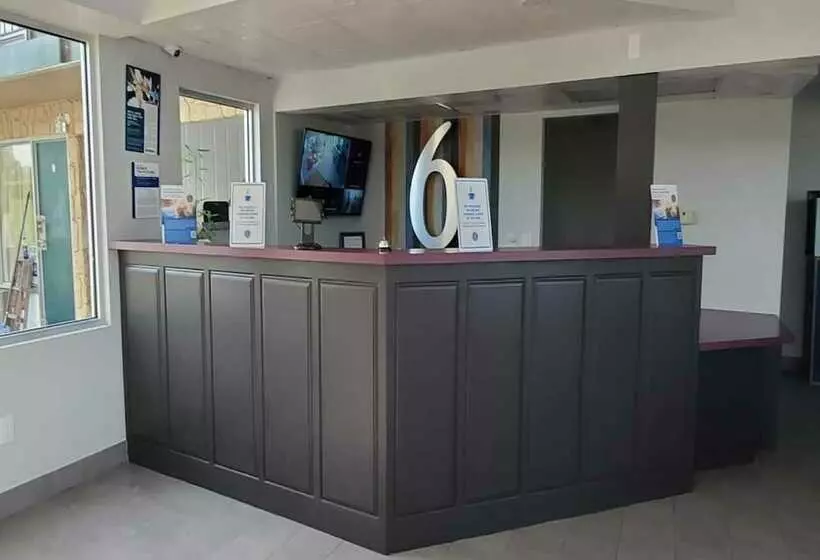 Motelli Studio 6 Branson West Mo Silver Dollar City