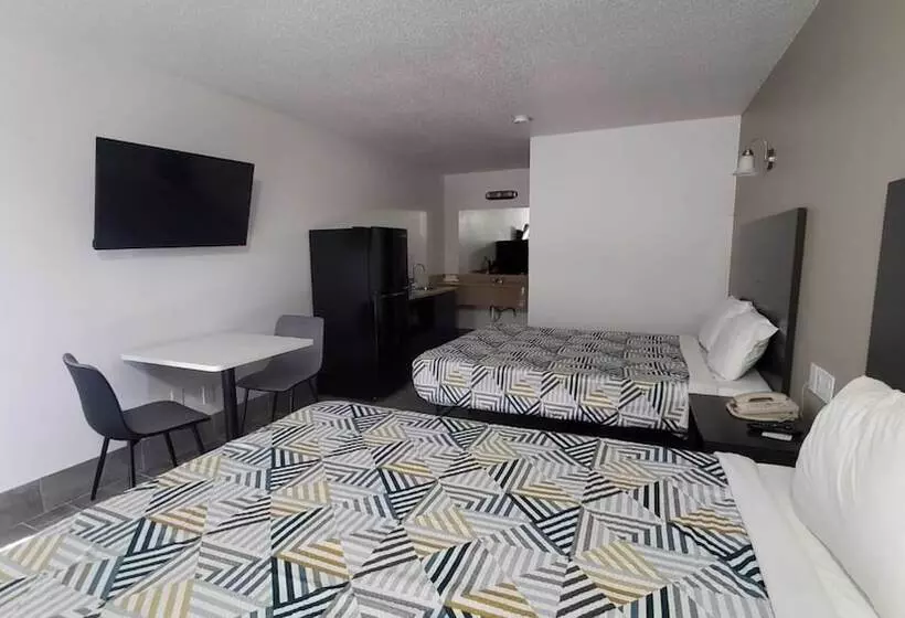 Motelli Studio 6 Branson West Mo Silver Dollar City