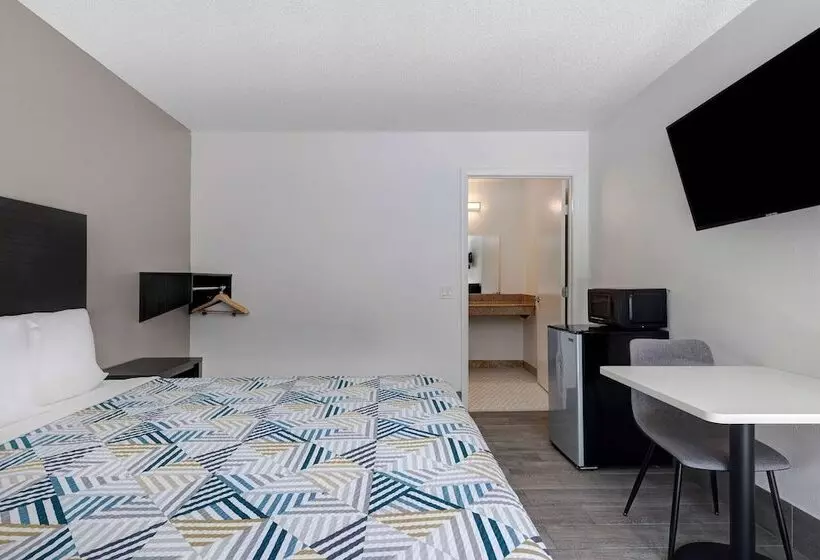 Motelli Studio 6 Branson West Mo Silver Dollar City