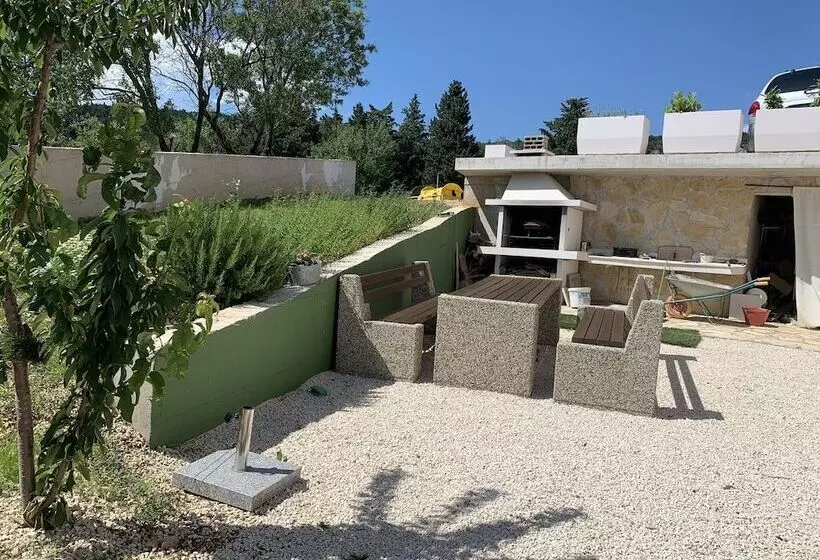 Majatalo Imotski Blaue See Apartments , Pool