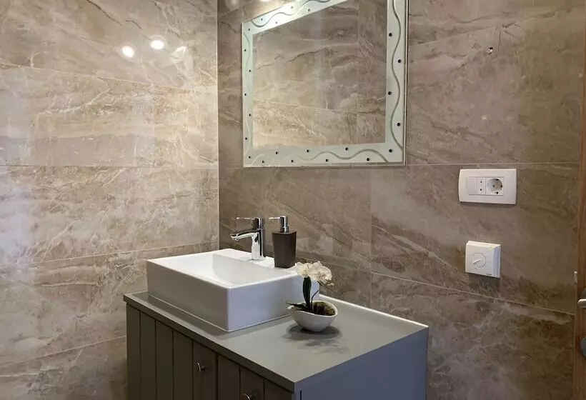 Majatalo Imotski Blaue See Apartments , Pool