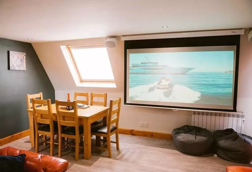 Hotelli Bright Star Lodge