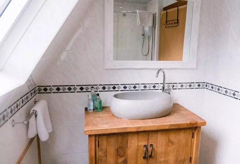 Hotelli Bright Star Lodge