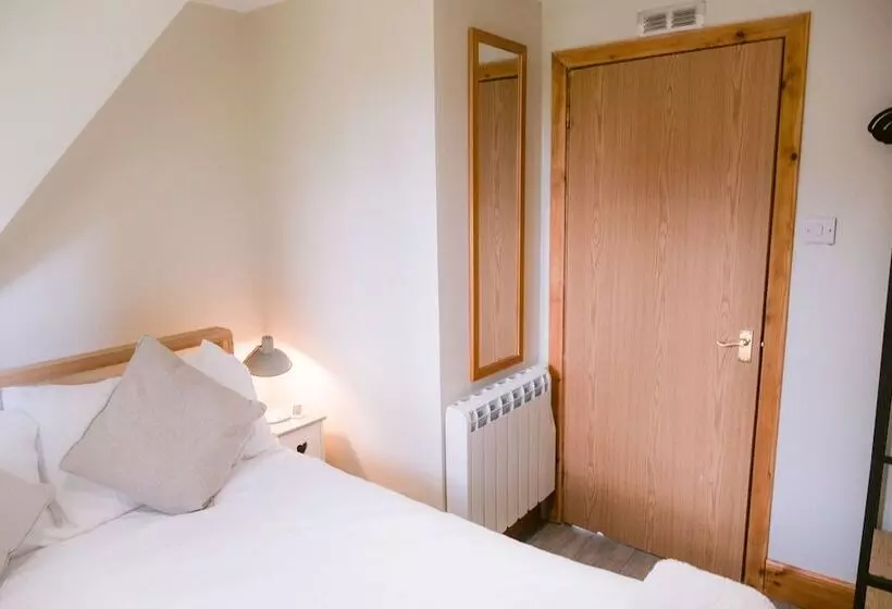 Hotelli Bright Star Lodge