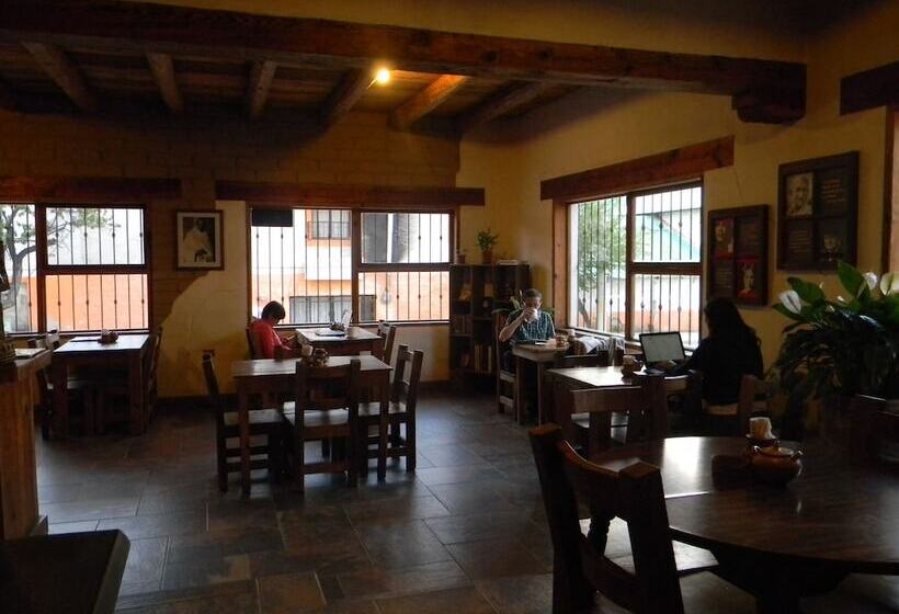 Отель La Troje De Adobe