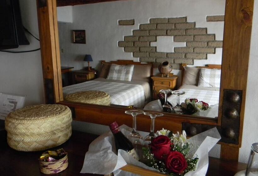 Отель La Troje De Adobe