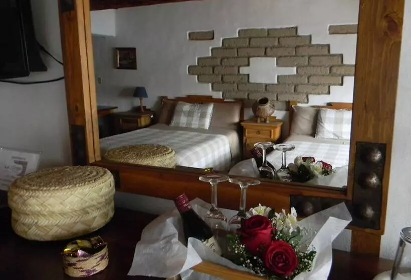 Hotelli La Troje De Adobe